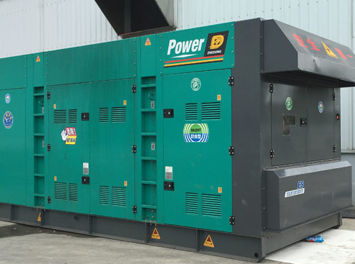 金塔升级发电机组的过程中需要注意哪些安全事项？