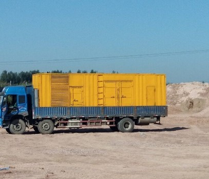 金塔海拔3000m以上地区的变压器外绝缘距离应如何确定？